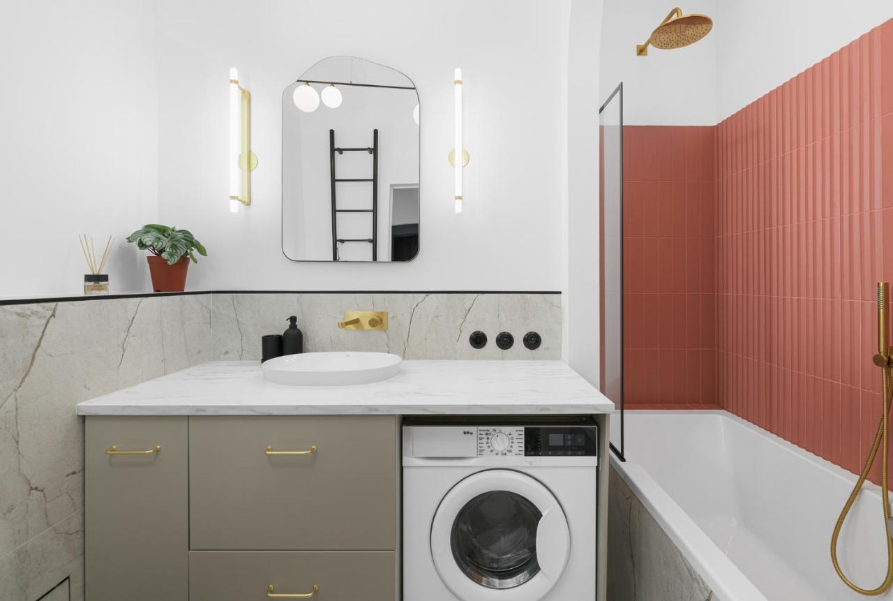 Oomph Warsaw Central Stylish Vintage Apartment Bagian luar foto